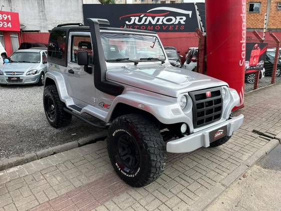 TROLLER T4 3.0 TETO RÍGIDO 16V TURBO ELETRONIC DIESEL 2P MANUAL TROLLER T4 3.0 TETO RÍGIDO 16V TURBO ELETRONIC DIESEL 2P MANUAL